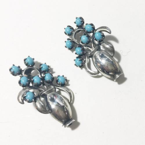 Sterling pin set with turquoise. Exquisite possibly converted from another antiques pin. 