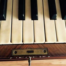 Ivory Piano keys are they legal to sell?