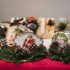 Vintage Christmas decorations with pinecones.